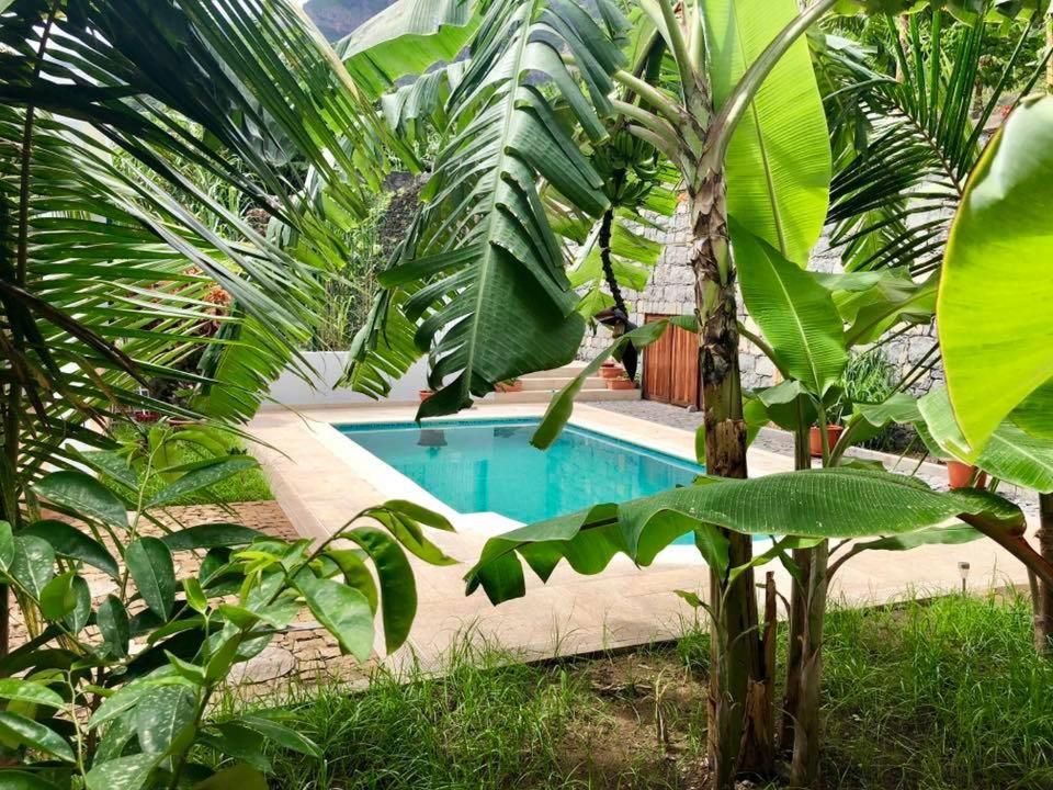 Residencial Lela D'Fermina Hotel Pombas Bagian luar foto
