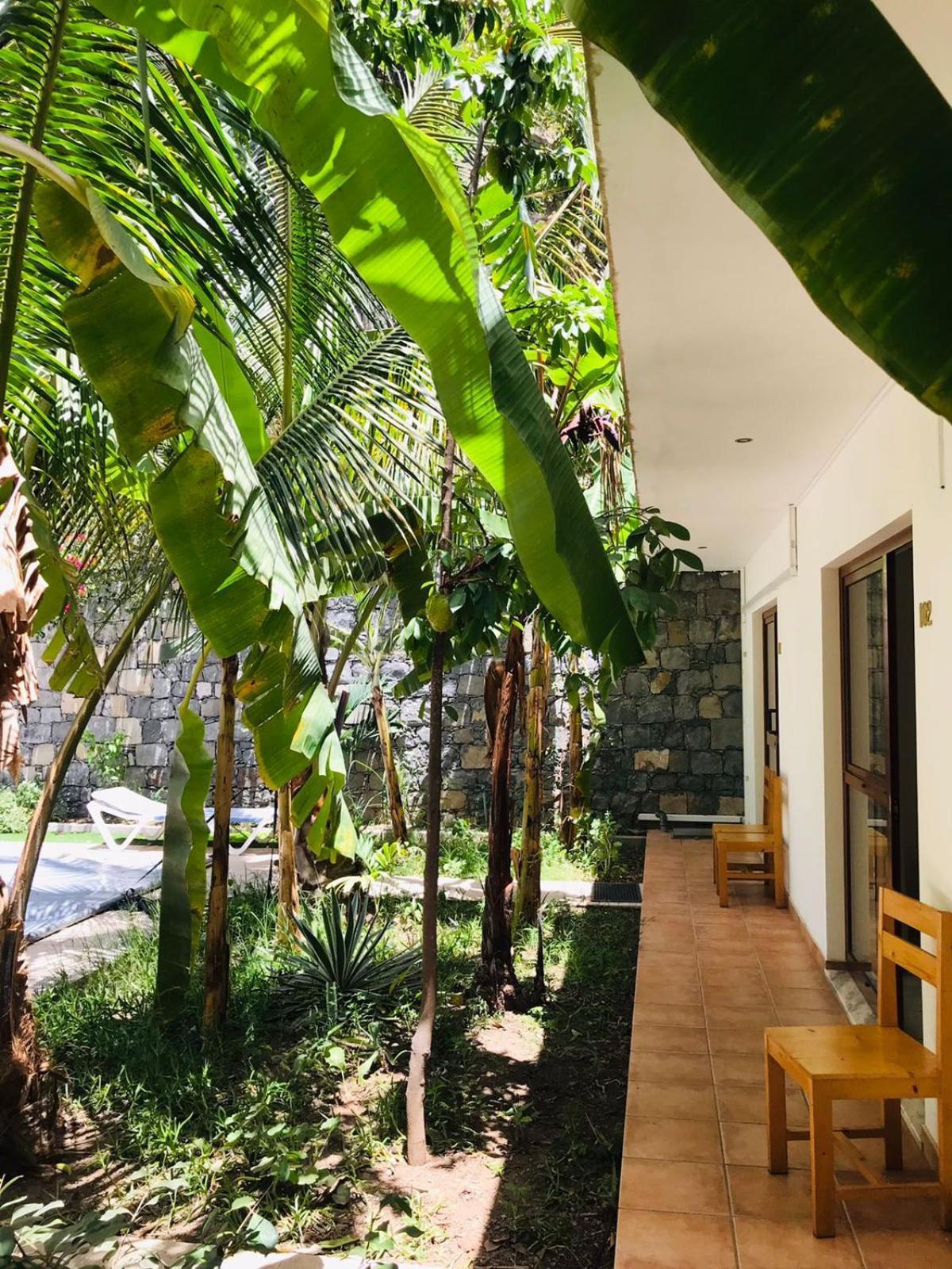 Residencial Lela D'Fermina Hotel Pombas Bagian luar foto